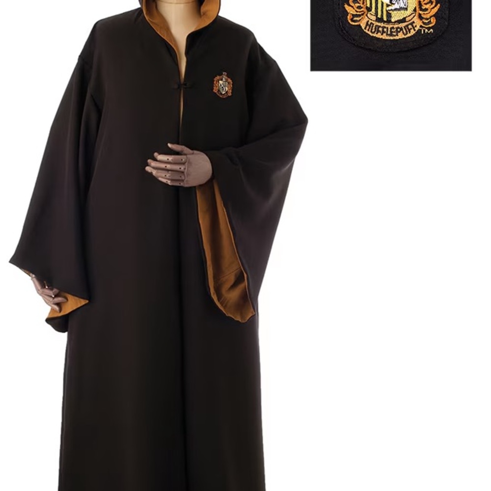 Universal Studios HufflePuff Robe Kids Size